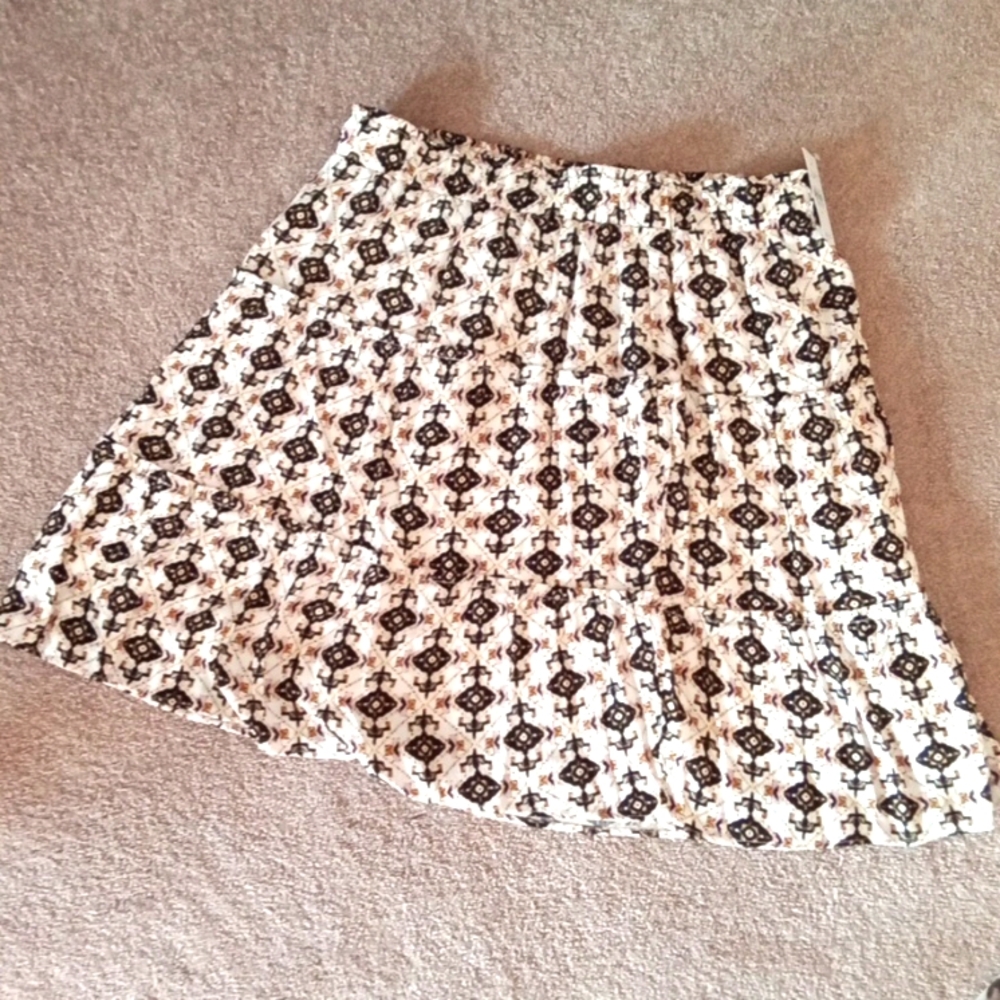 NWT Loft flounce skirt
